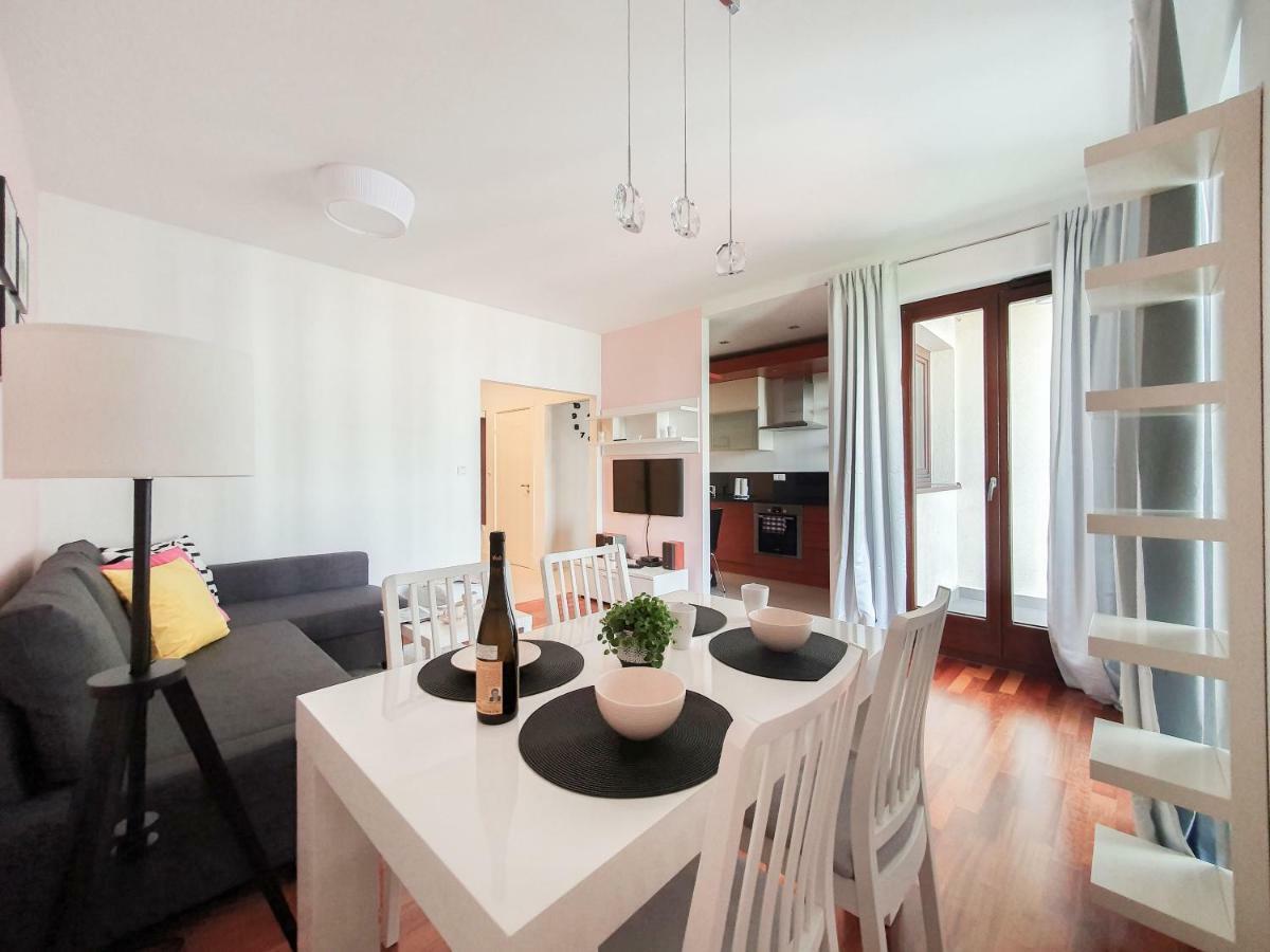 Capital Apartments - Centrum - Pokorna * Warsaw